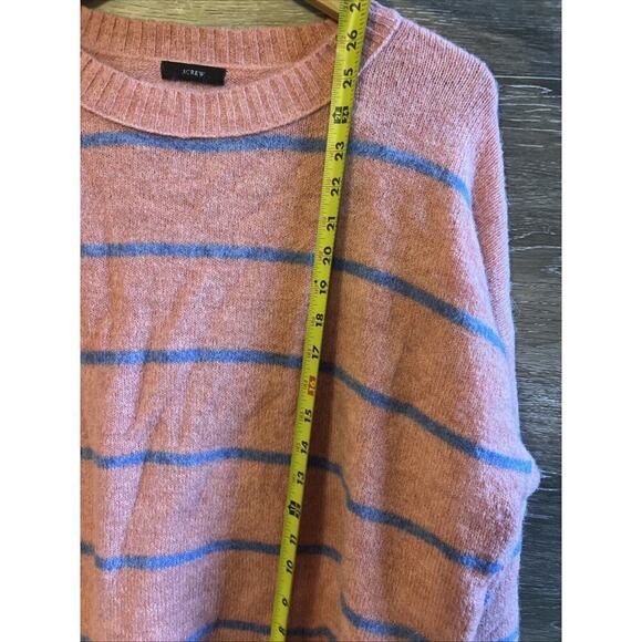 J. CREW Women’s Alpaca Crewneck Sweater Pink Blue Striped Cozy Oversized Size M - Picture 6 of 8